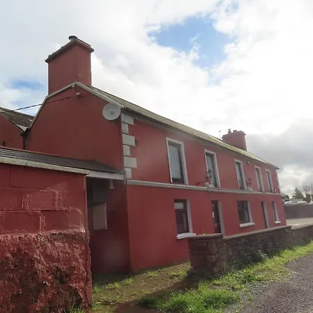 Charming House Near With Bar And Billiards